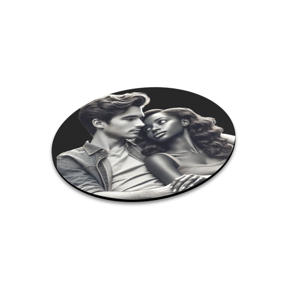 Girl and Guy Round Mousepad